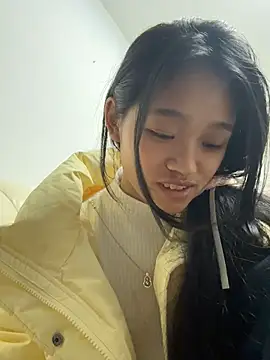 Snapshot of srr6677 chatting on February 25, 2026, 3:51 am srr6677 online show from February 25, 2026, 3:51 am