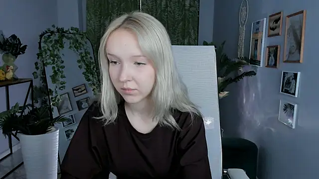 MaoqiBeverly online show from April 7, 2026, 8:49 am