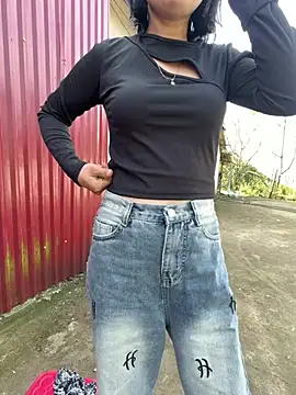 Snapshot of susin-beo chatting on February 16, 2026, 7:40 am susin-beo online show from February 16, 2026, 7:40 am