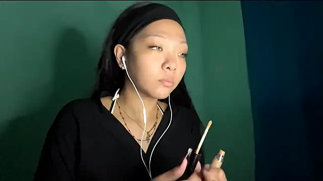 TerisaYellow online show from February 16, 2026, 1:10 pm