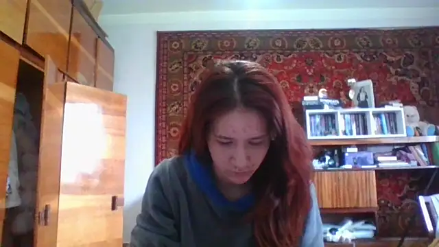 NickiKisinger online show from April 10, 2026, 8:43 am