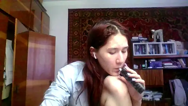 NickiKisinger online show from April 6, 2026, 7:53 am