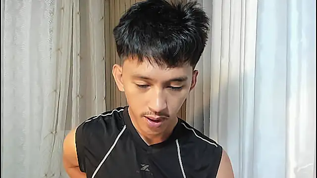  andrie69  online show from May 17, 2026, 8:36 am