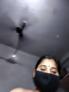 Snapshot of Sexy_khushi19 chatting on April 17, 2026, 10:29 am Sexy khushi19 online show from April 17, 2026, 10:29 am