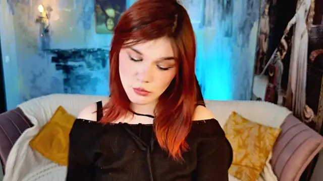 EllieFoxy online show from February 1, 2026, 6:11 am