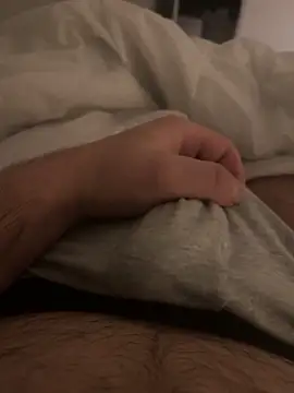 siisidjfjfjdj online show from March 21, 2026, 4:35 am