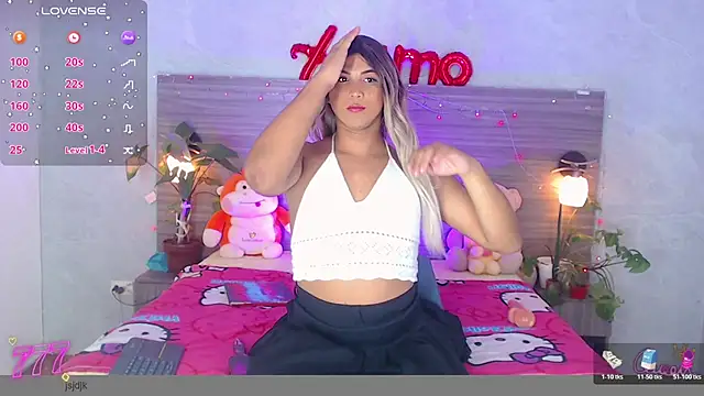 Snapshot of Sophia_Valentina chatting on May 26, 2026, 4:43 am Sophia Valentina online show from May 26, 2026, 4:43 am