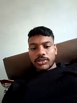 Snapshot of desierviceboy chatting on February 3, 2026, 4:21 am desierviceboy online show from February 3, 2026, 4:21 am