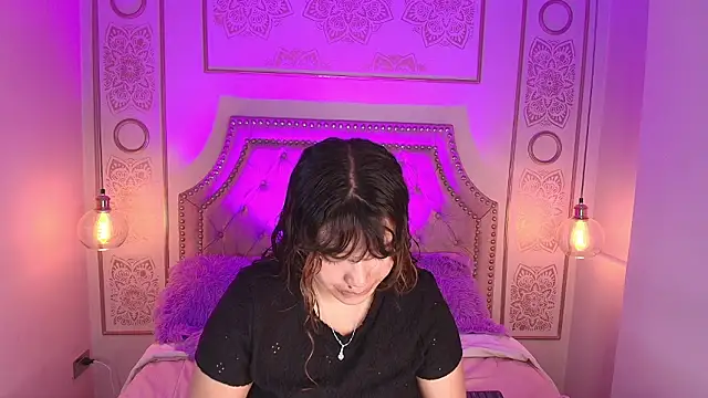 Snapshot of Honny_Blaice_ chatting on March 12, 2026, 11:47 am Honny Blaice online show from March 12, 2026, 11:47 am