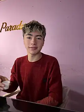 Snapshot of AlexanderCollman2 chatting on April 13, 2026, 3:10 am AlexanderCollman2 online show from April 13, 2026, 3:10 am