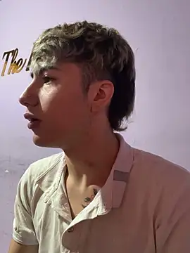 Snapshot of AlexanderCollman2 chatting on April 6, 2026, 3:57 am AlexanderCollman2 online show from April 6, 2026, 3:57 am