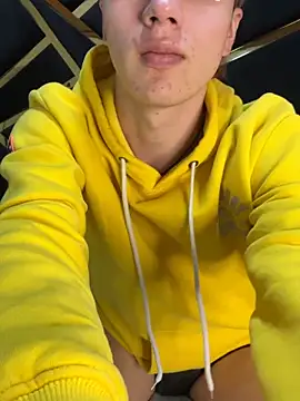 Snapshot of AlexanderCollman2 chatting on February 2, 2026, 7:29 am AlexanderCollman2 online show from February 2, 2026, 7:29 am