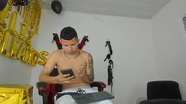 Steven and Camilo18 online show from February 4, 2026, 11:49 am