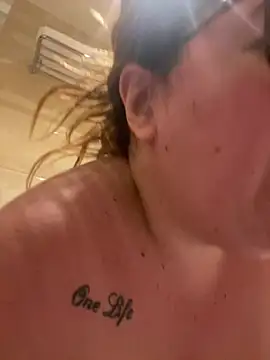 Snapshot of JasmineGlow7 chatting on February 13, 2026, 4:07 pm JasmineGlow7 online show from February 13, 2026, 4:07 pm