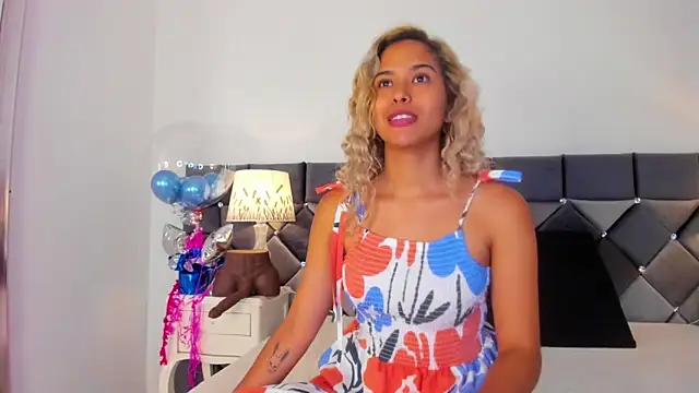  Giorgiina  online show from February 23, 2026, 12:06 pm