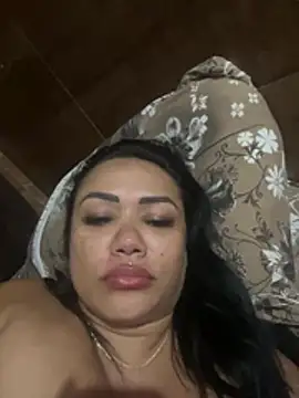 Snapshot of Deyseprado35 chatting on February 9, 2026, 1:36 am Deyseprado35 online show from February 9, 2026, 1:36 am