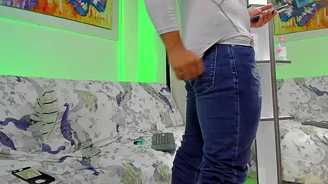 Snapshot of jhon_nicolas chatting on April 26, 2026, 8:39 pm jhon nicolas online show from April 26, 2026, 8:39 pm