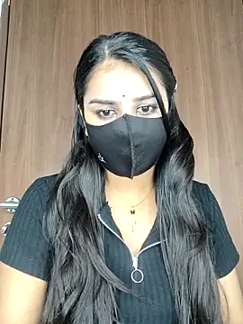 Snapshot of Alix_cuti chatting on April 7, 2026, 9:05 pm Alix cuti online show from April 7, 2026, 9:05 pm