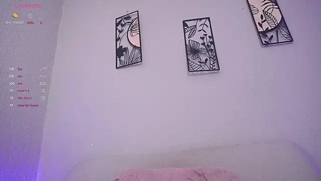 Snapshot of loveegirll1 chatting on February 14, 2026, 4:13 am loveegirll1 online show from February 14, 2026, 4:13 am