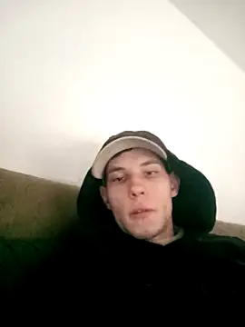 MalyHelikopter1234 online show from February 22, 2026, 10:28 am