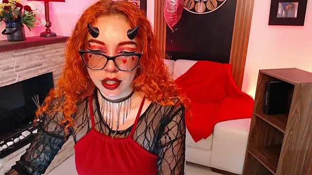 Snapshot of mere_in_redd chatting on February 14, 2026, 11:54 am mere in redd online show from February 14, 2026, 11:54 am