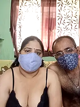 HoneyHush online show from February 8, 2026, 7:17 am