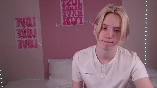 Snapshot of Ron_Vilss chatting on February 8, 2026, 11:08 am Ron Vilss online show from February 8, 2026, 11:08 am