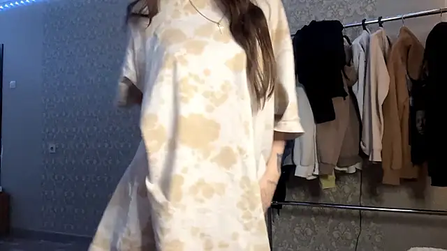 LumPetal online show from February 17, 2026, 4:54 am