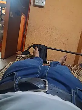 hot---boy1 online show from March 29, 2026, 5:20 am