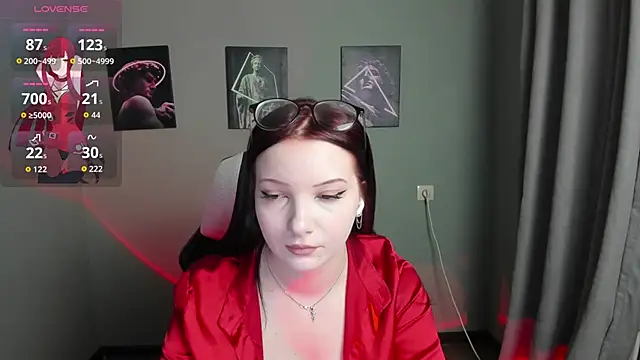 Snapshot of AuroraKane chatting on April 1, 2026, 2:14 pm AuroraKane online show from April 1, 2026, 2:14 pm