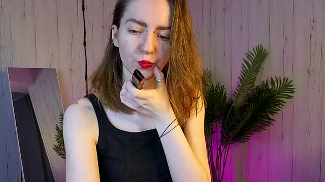 Snapshot of KristineValbuena chatting on February 24, 2026, 1:17 am KristineValbuena online show from February 24, 2026, 1:17 am