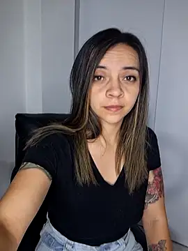 Snapshot of Ana-Spencer chatting on April 13, 2026, 2:15 am Ana-Spencer online show from April 13, 2026, 2:15 am