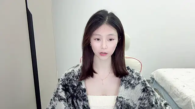 DYyyyyy-- online show from February 4, 2026, 12:11 pm