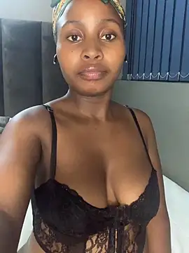 SexyLaylahx online show from February 6, 2026, 1:23 am