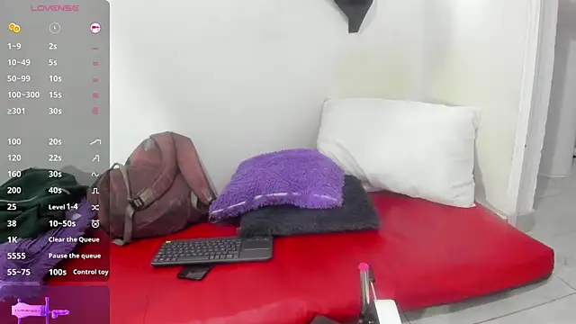 Snapshot of mature_gold1 chatting on April 6, 2026, 12:06 pm mature gold1 online show from April 6, 2026, 12:06 pm