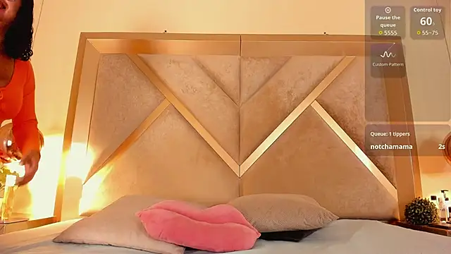 LaraandAxel online show from February 25, 2026, 7:58 pm