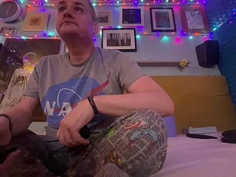 dribbleandthrob online show from February 11, 2026, 6:02 am