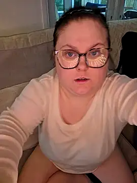 Snapshot of Tallulah-Rose-xoxo chatting on February 7, 2026, 1:19 pm Tallulah-Rose-xoxo online show from February 7, 2026, 1:19 pm