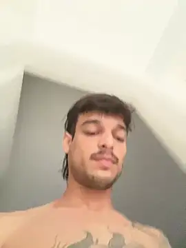 ruffvip online show from April 7, 2026, 12:40 pm