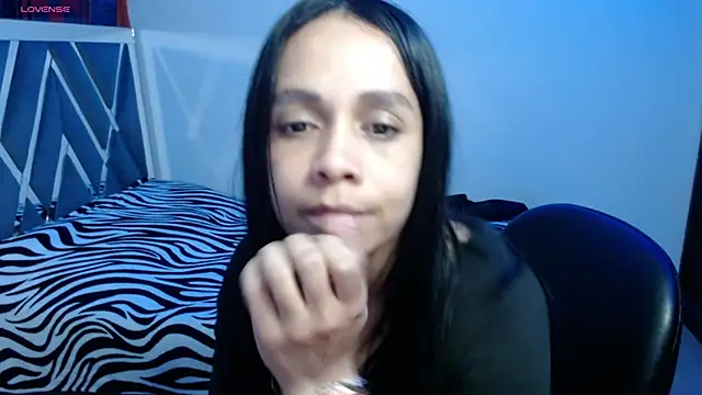 Snapshot of paula_lopez__ chatting on April 25, 2026, 11:13 pm paula lopez online show from April 25, 2026, 11:13 pm