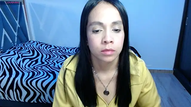 Snapshot of paula_lopez__ chatting on May 21, 2026, 11:02 pm paula lopez online show from May 21, 2026, 11:02 pm