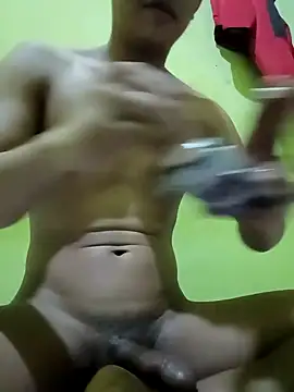 gigoloindo86 online show from February 12, 2026, 3:17 am