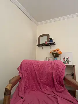 LilaRvsh online show from March 18, 2026, 5:14 pm