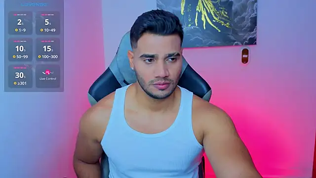 Snapshot of AndresRodriguez1 chatting on May 30, 2026, 2:01 pm AndresRodriguez1 online show from May 30, 2026, 2:01 pm