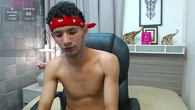 JDWhite18 online show from March 28, 2026, 4:02 am