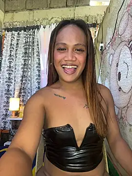 Queen-barbie online show from March 17, 2026, 6:38 am