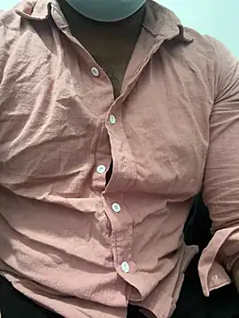 Snapshot of couple7v17d chatting on February 19, 2026, 4:59 pm couple7v17d online show from February 19, 2026, 4:59 pm