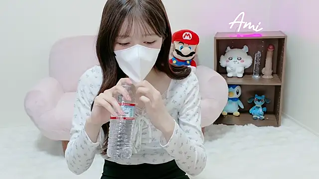 Snapshot of The_Ami_jp chatting on May 18, 2026, 10:31 am The Ami jp online show from May 18, 2026, 10:31 am