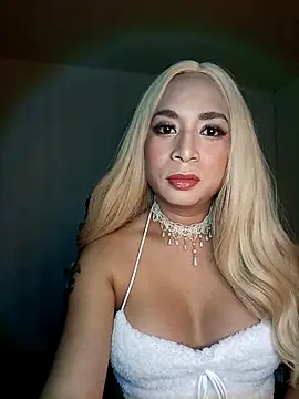 DollyWinter online show from February 10, 2026, 2:49 pm