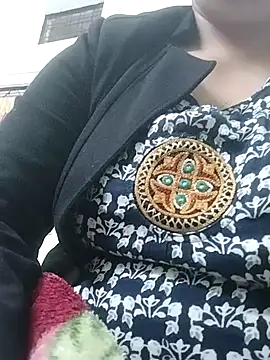 sexydesigirl1 online show from February 11, 2026, 10:15 am